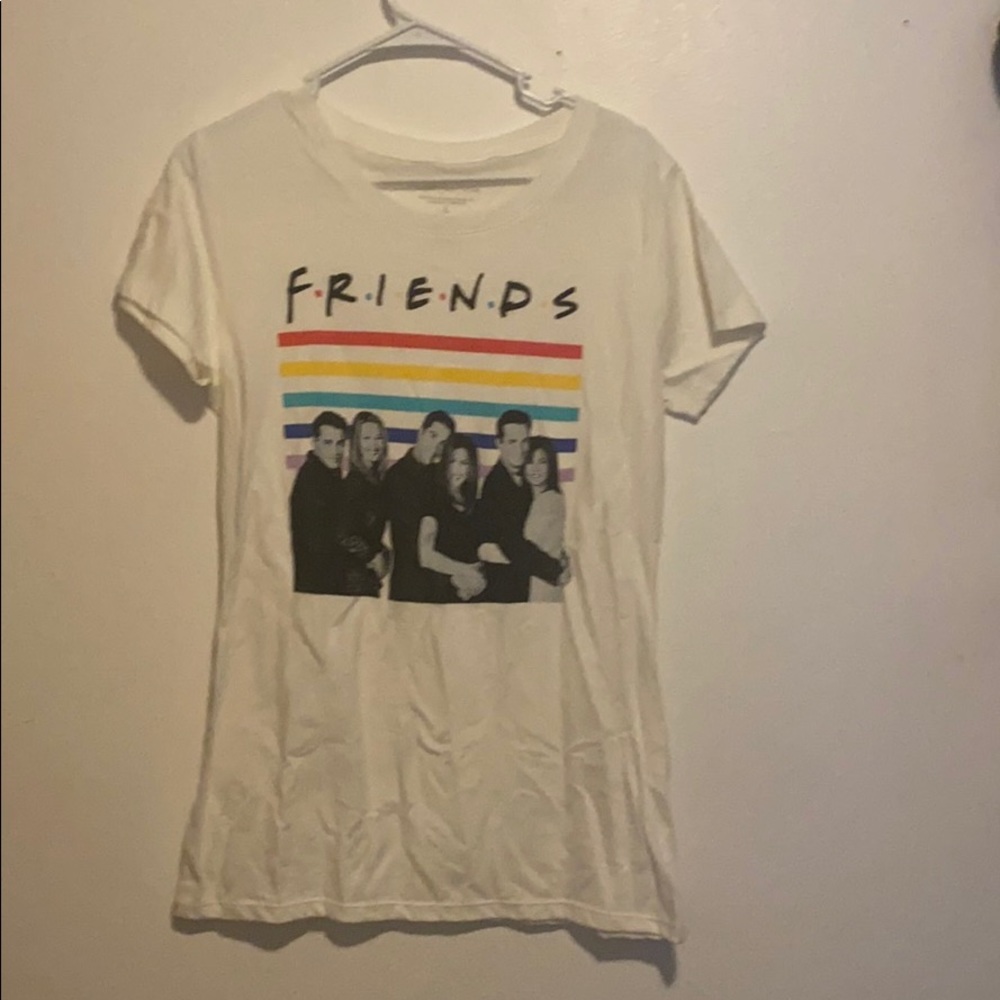 Tee shirt